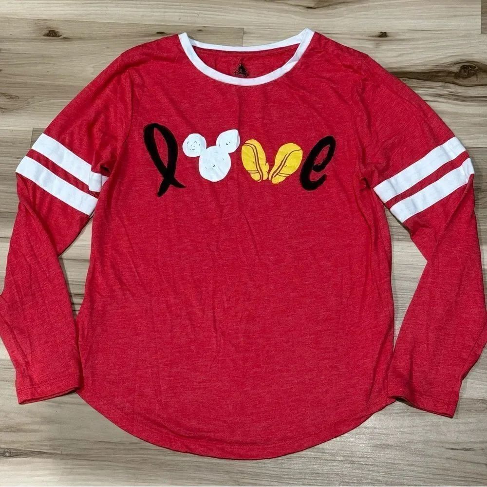 Disney Love Mickey Graphic Long Sleeve Tee Shirt Women’s Medium